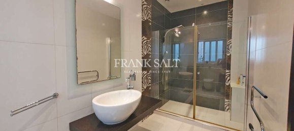 3 Schlafzimmer Haus in Attard, Malta, Nr. 7656 26