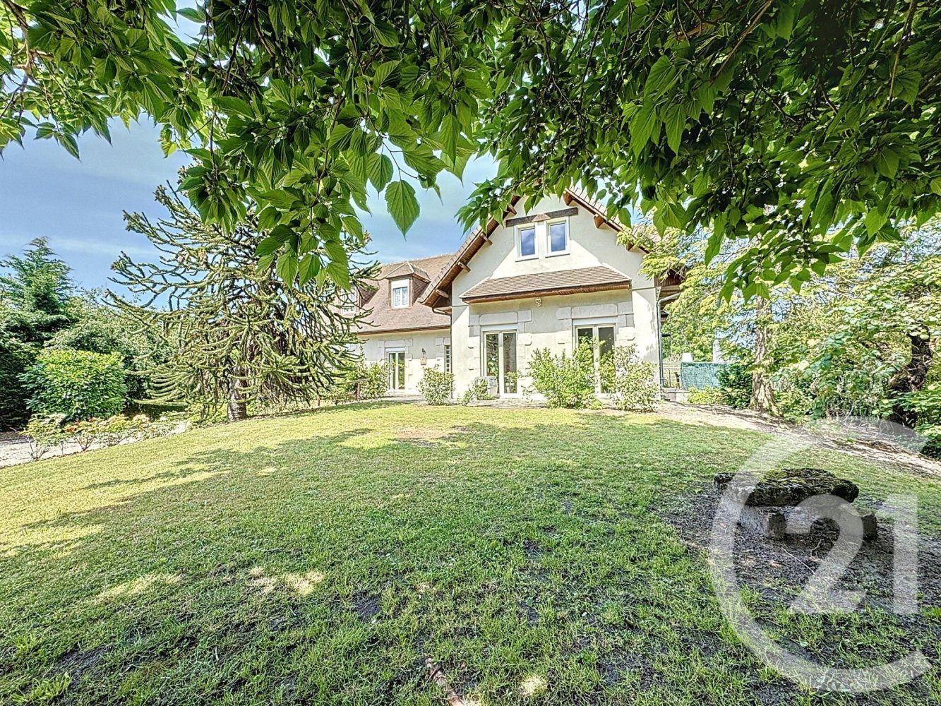 5 Schlafzimmer Haus in Romorantin-Lanthenay, France, Nr. 66990