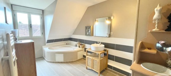 5 Schlafzimmer Haus in Romorantin-Lanthenay, France, Nr. 66990 27