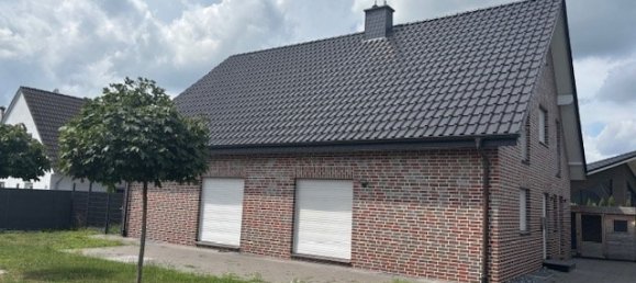 8 rooms Townhouse in Soest, Germany No. 168399 2