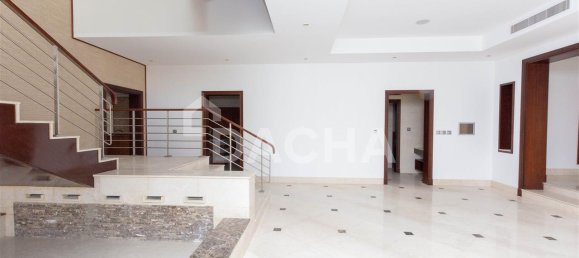 Вилла с 5 спальнями в Jumeirah Islands, ОАЭ № 28024 3