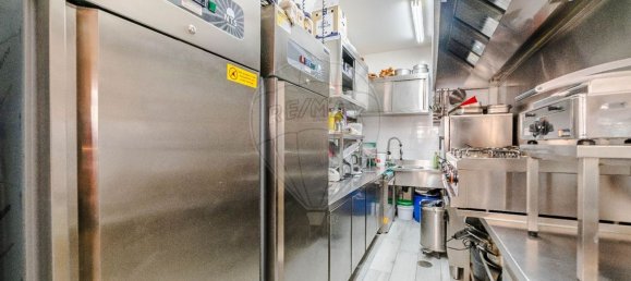 79m² Commercial property in Vila Nova de Gaia, Portugal No. 15559 10