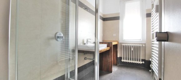 3 rooms Apartment in Mariano Comense, Italy No. 283419 8