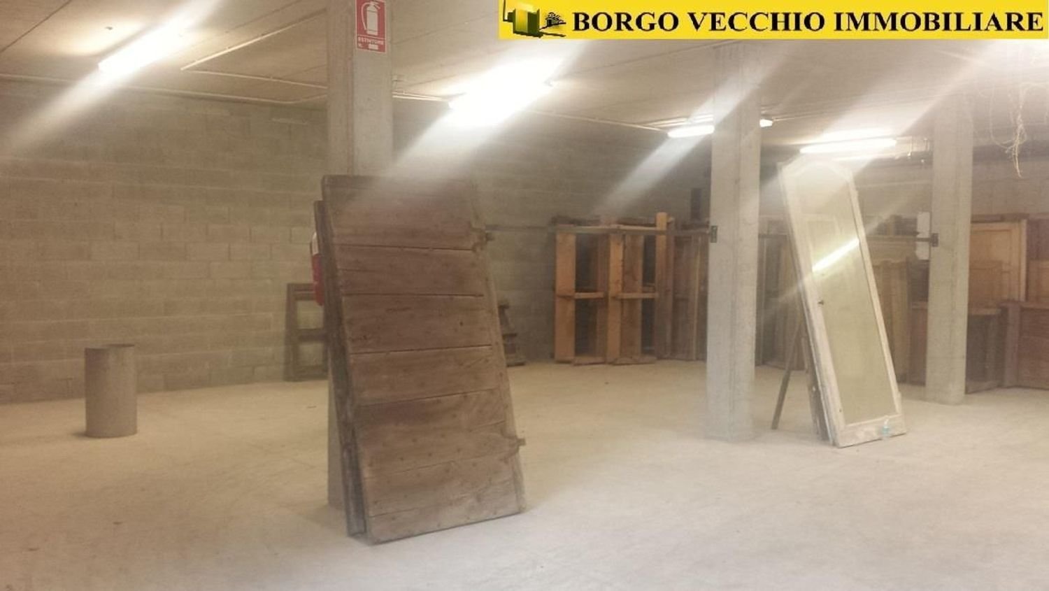 Armazém em Cuneo, Italy 140 m² N.º 70354