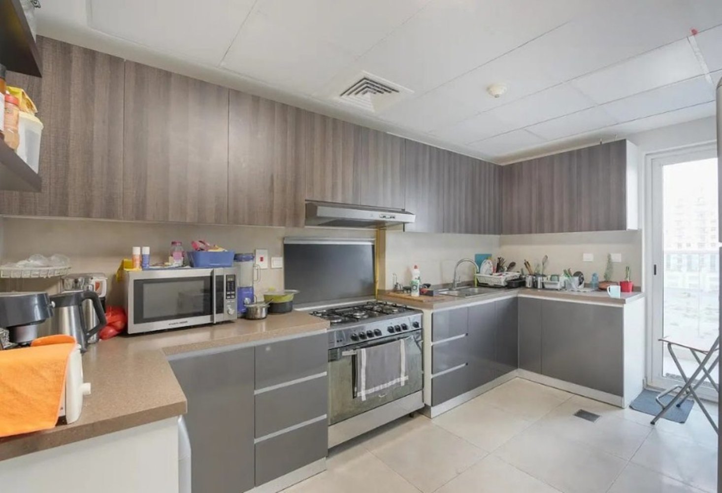 Apartamento de 3 dormitorios en Dubai, UAE No. 21326