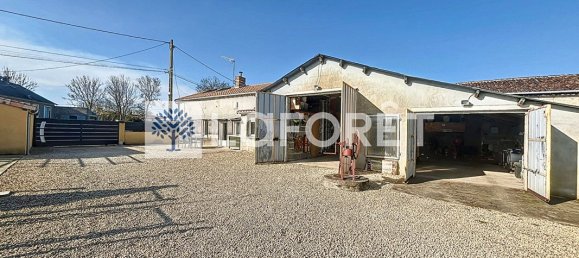 2 Schlafzimmer Haus in Deux-Sevres, France, Nr. 102648 18