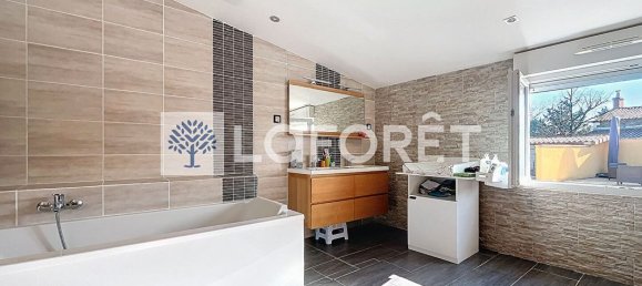 2 Schlafzimmer Haus in Deux-Sevres, France, Nr. 102648 13