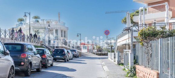 5 rooms Commercial property in Caorle, Italy No. 228580 6