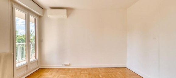 3 chambres Appartement à Écully, France No. 289259 2