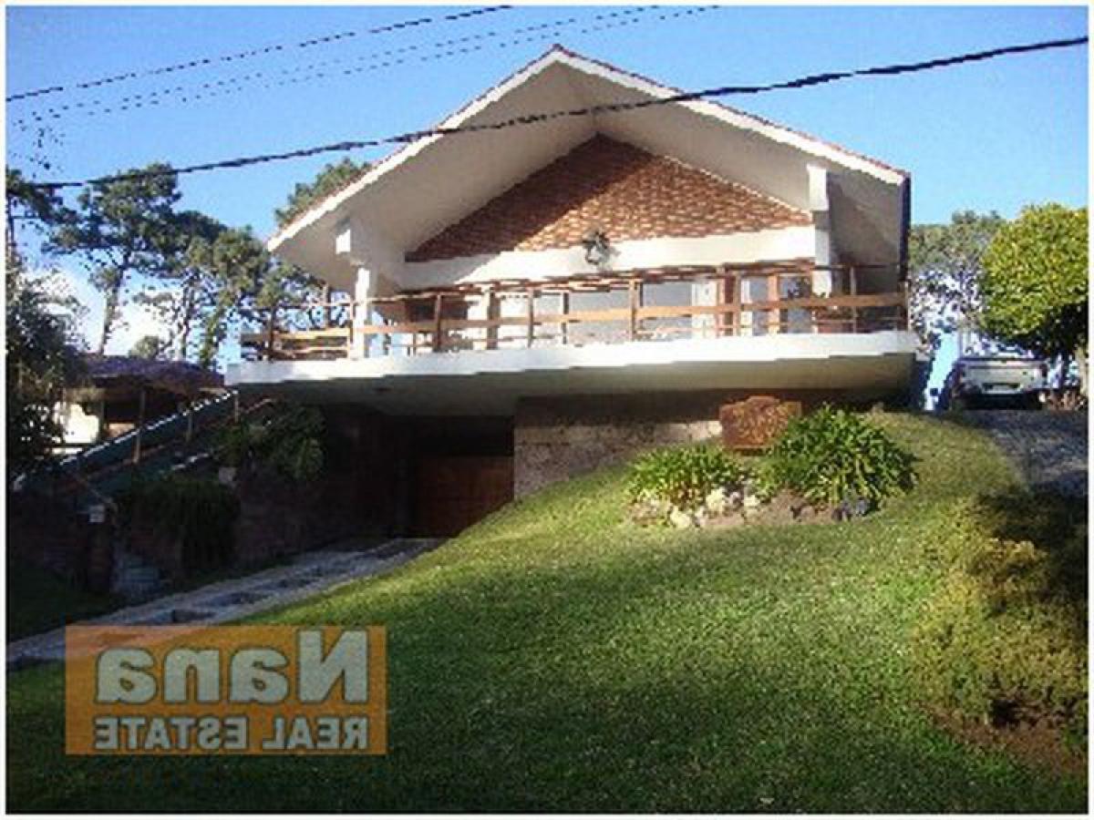 3 bedrooms House in Maldonado, Uruguay No. 9786