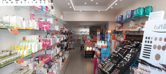 2-Zimmer Gewerbliche Immobilie in Cosenza, Italy, Nr. 124484 3