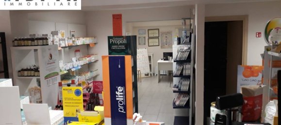 2-Zimmer Gewerbliche Immobilie in Cosenza, Italy, Nr. 124484 10