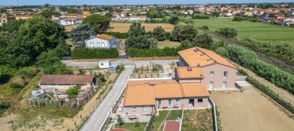 Casa de 3 dormitorios en Cascina, Italy No. 272963 12