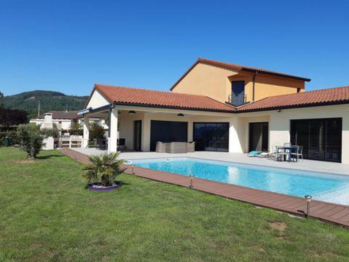 4 bedrooms House in Cluny, France No. 8432