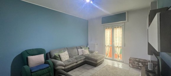 3 bedrooms Apartment in Milan, Italy No. 329761 3