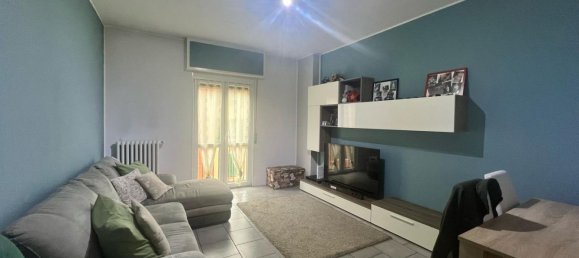 3 bedrooms Apartment in Milan, Italy No. 329761 9