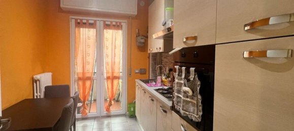 3 bedrooms Apartment in Milan, Italy No. 329761 6