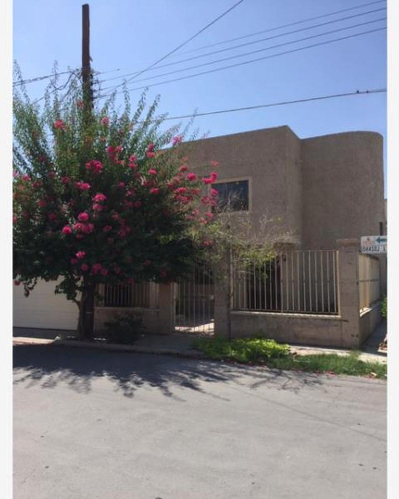 3 bedrooms House in Playa Vicente, Mexico No. 169145