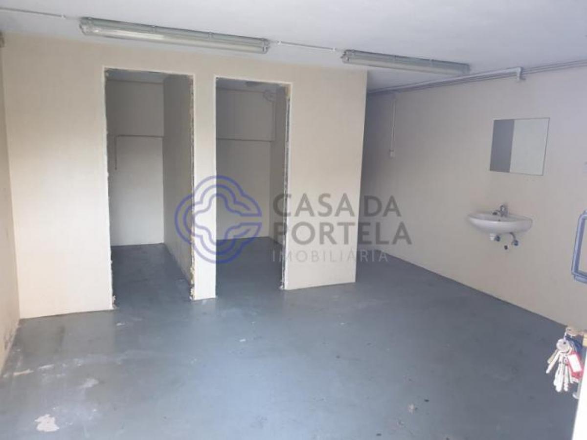 Магазин 217м² в Порту, Португалия № 7997