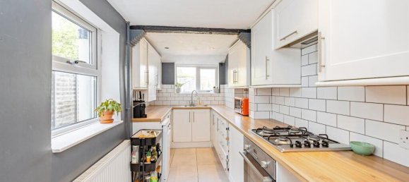 2 bedrooms House in Watford, United Kingdom No. 6045 14