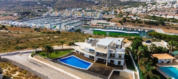 5 Schlafzimmer Villa in Albufeira, Portugal, Nr. 25689 7