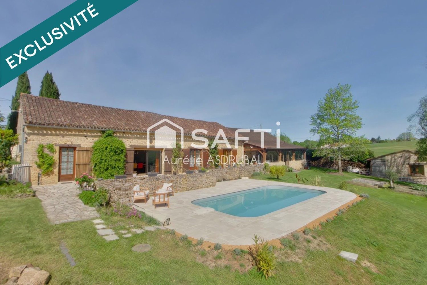 Casa de 4 dormitorios en Dordogne, France No. 102149