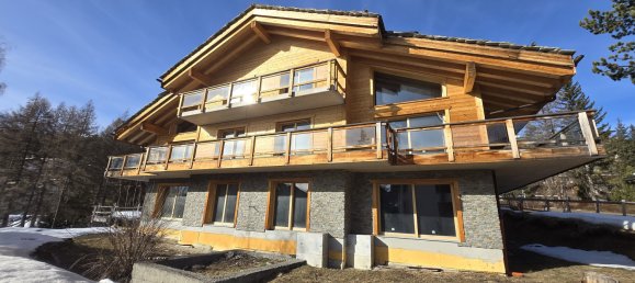 3 bedrooms Duplex in Crans-Montana, Switzerland No. 211 2