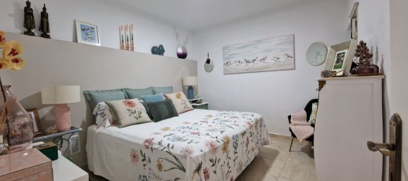 Apartamento de 2 dormitorios en Las Palmas De Gran Canaria, Spain No. 167200 10