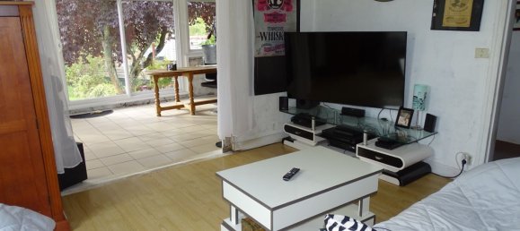 Casa de 2 dormitorios en Le Favril, France No. 97319 4