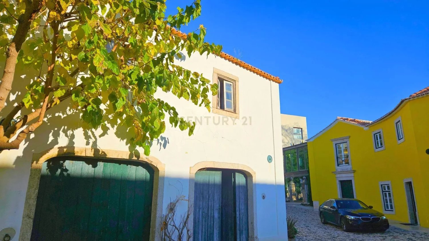 3 bedrooms Villa in Oeiras, Portugal No. 201765