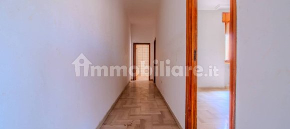 Apartamento de 2 dormitorios en Lucera, Italy No. 331752 7