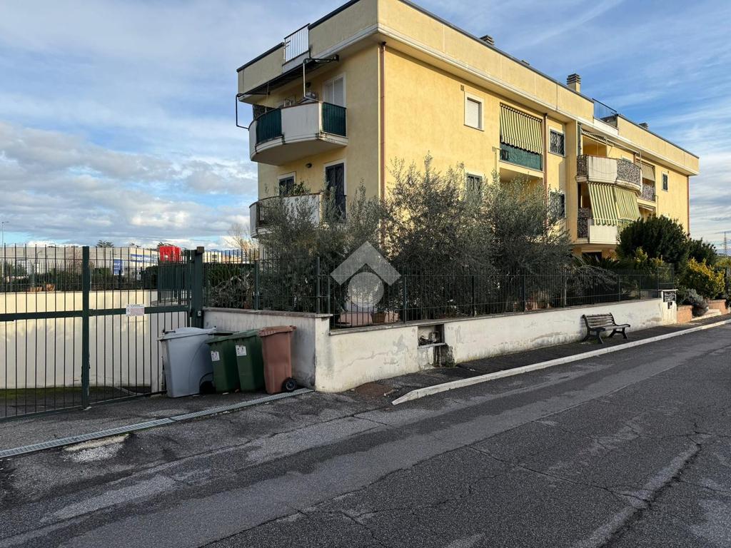 1-Zimmer Garage in Guidonia Montecelio, Italy, Nr. 53941