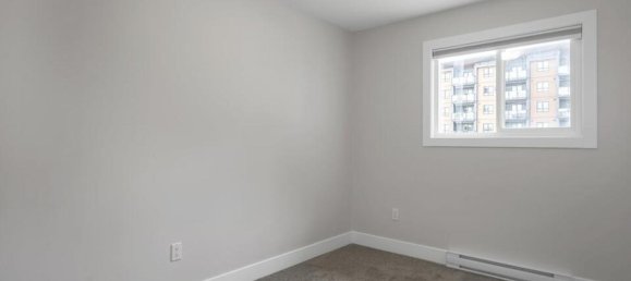 2 bedrooms House in British Columbia, Canada No. 236 8