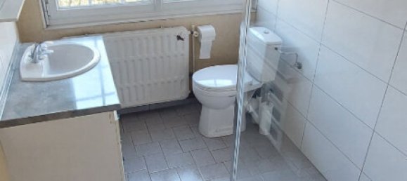 4 bedrooms House in Florange, France No. 49501 9