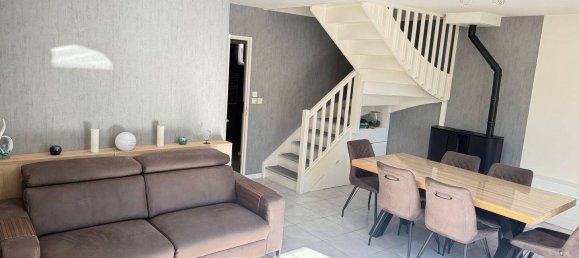 3 bedrooms House in Coubert, France No. 334548 2