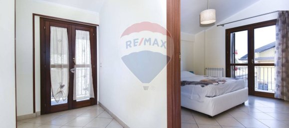 2 bedrooms House in Belpasso, Italy No. 320397 22