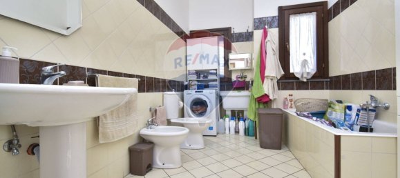 2 bedrooms House in Belpasso, Italy No. 320397 23