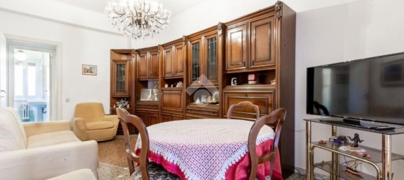 2 rooms Apartment in Rome, Italy No. 30444 2
