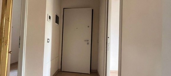 Apartamento de 3 dormitorios en Castellarano, Italy No. 325262 8