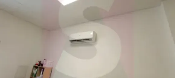 85m² Commercial property in Badajoz, Spain No. 180092 8