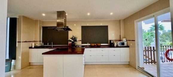 Villa de 6 dormitorios en Mijas, Spain No. 112170 7