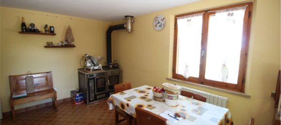 8-Zimmer Haus in Montelabbate, Italy, Nr. 84452 12