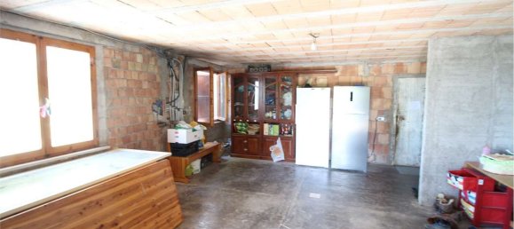 8-Zimmer Haus in Montelabbate, Italy, Nr. 84452 6