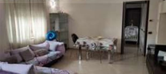 4 rooms Apartment in Sesto San Giovanni, Italy No. 13896 2
