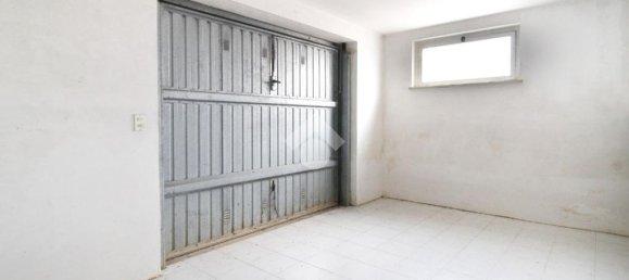 4 غرف نوم فيلا في Montesilvano, Italy رقم 33796 33