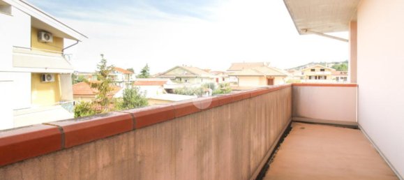 4 غرف نوم فيلا في Montesilvano, Italy رقم 33796 27