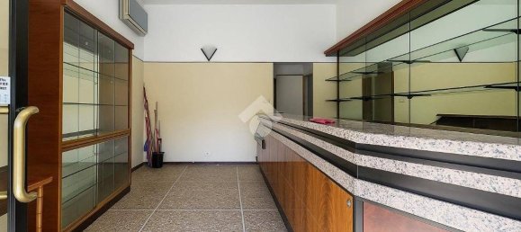 22m² Commercial property in Novi Ligure, Italy No. 355962 2