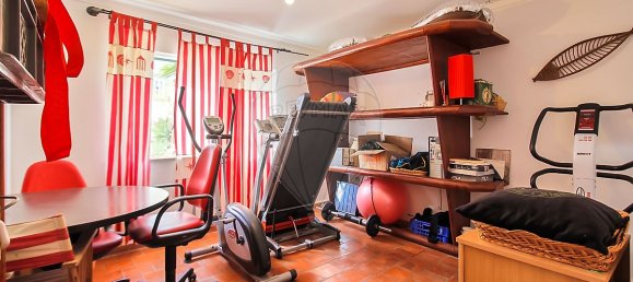 4 bedrooms House in Montenegro, Portugal No. 16107 13