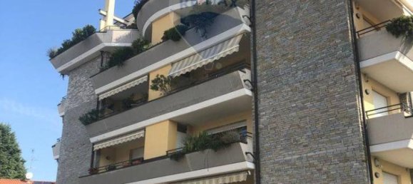 2 rooms Apartment in Busto Arsizio, Italy No. 163235 3