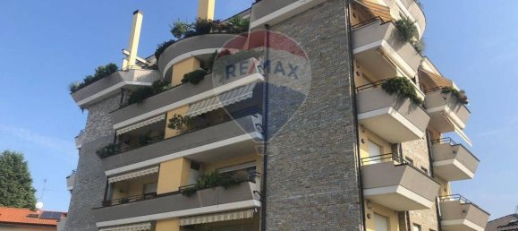 2 rooms Apartment in Busto Arsizio, Italy No. 163235 2